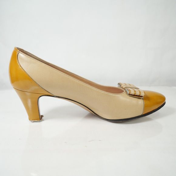 Vintage Salvatore Ferragamo Yellow Two-Tone Leather Bow Made in Italy Size 7B - Picture 2 of 11